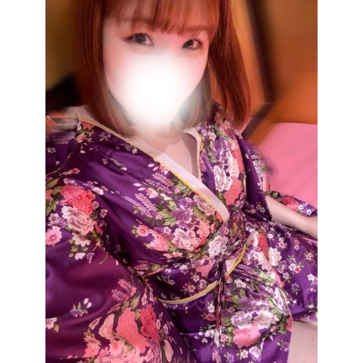 妃花里(ひかり)