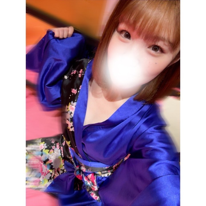 妃花里(ひかり)