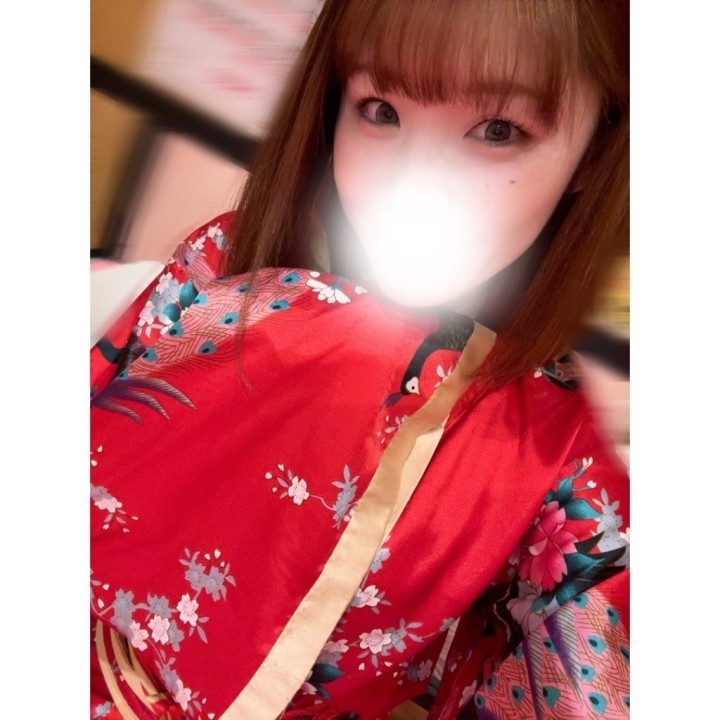 妃花里(ひかり)