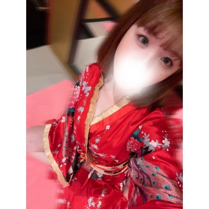 妃花里(ひかり)