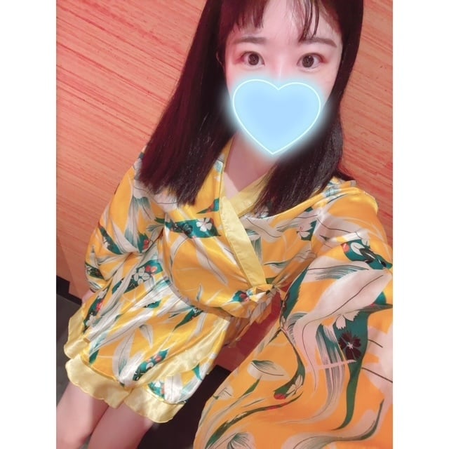 潤奈(ゆんな)
