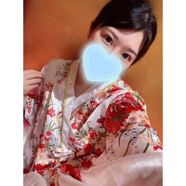 潤奈(ゆんな)