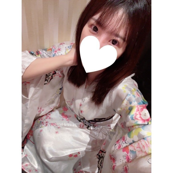 潤奈(ゆんな)