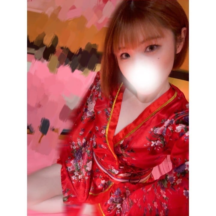 妃花里(ひかり)