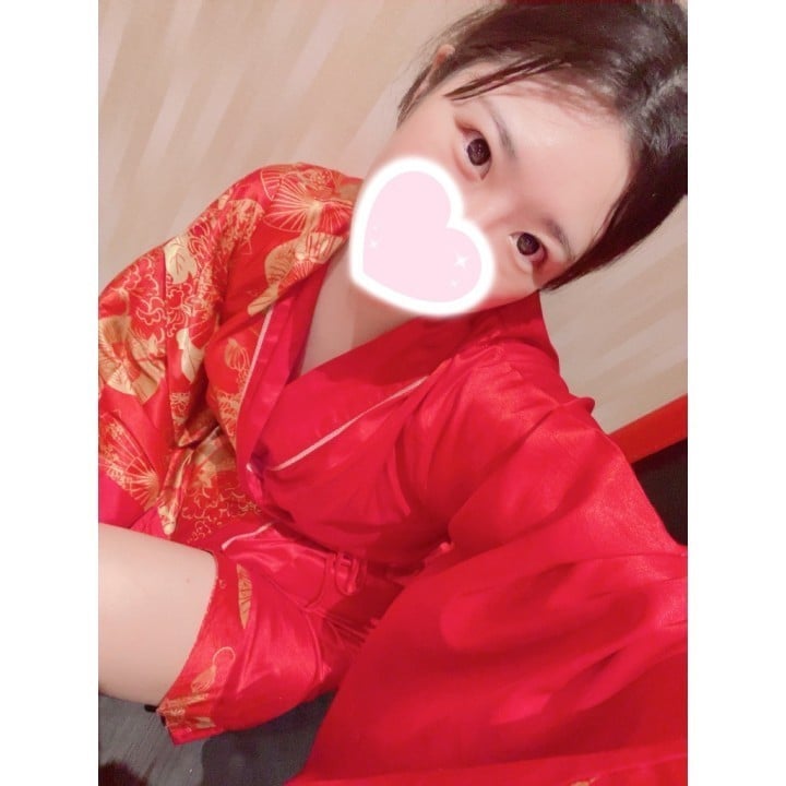 潤奈(ゆんな)