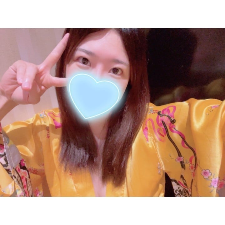 潤奈(ゆんな)