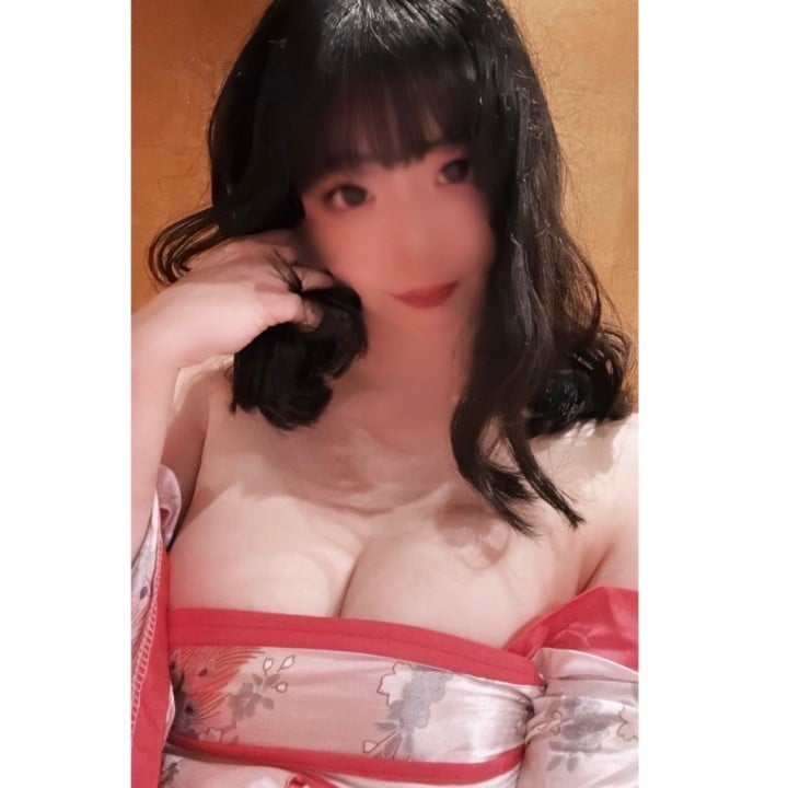 兎衣(うい)