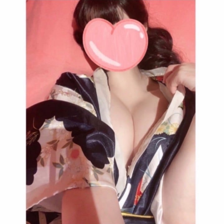 兎衣(うい)