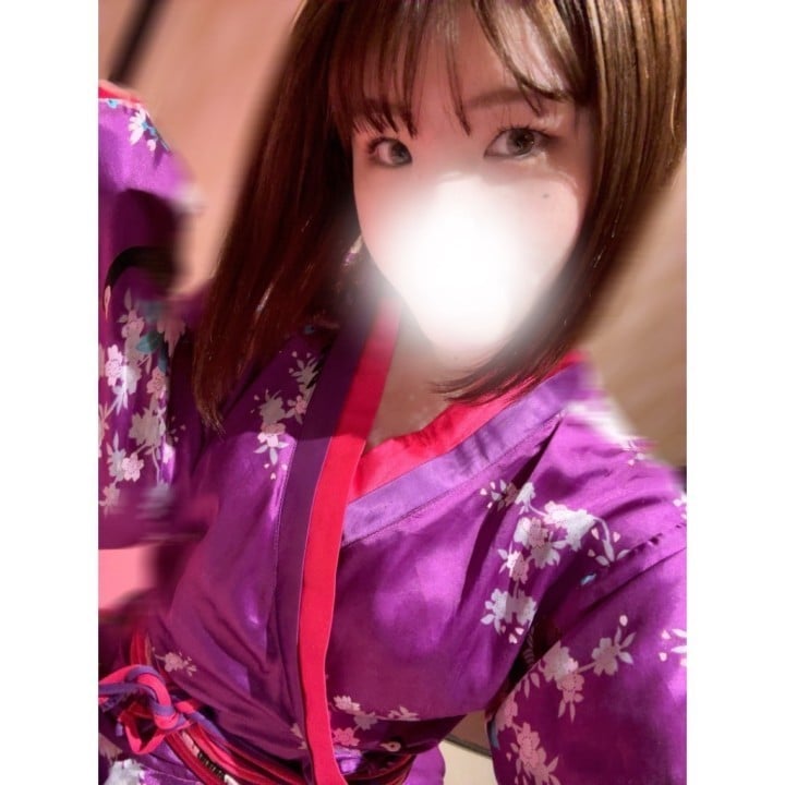 妃花里(ひかり)