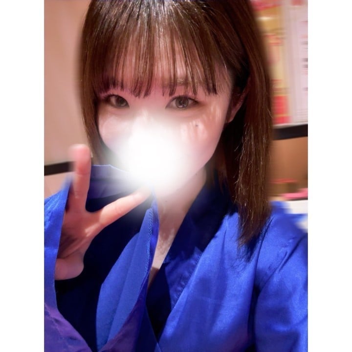 妃花里(ひかり)