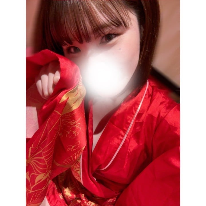 妃花里(ひかり)