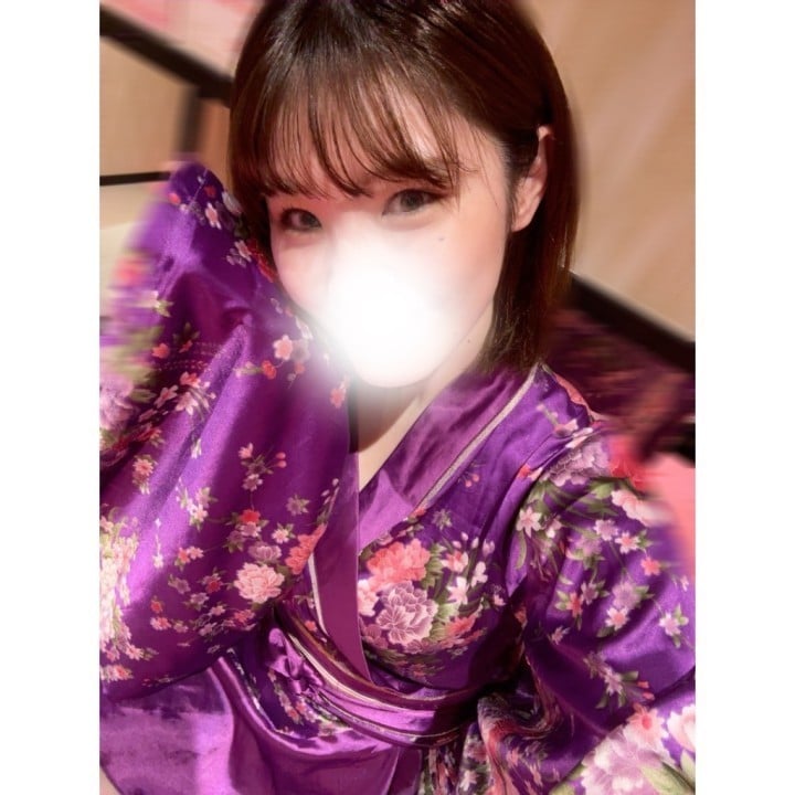 妃花里(ひかり)