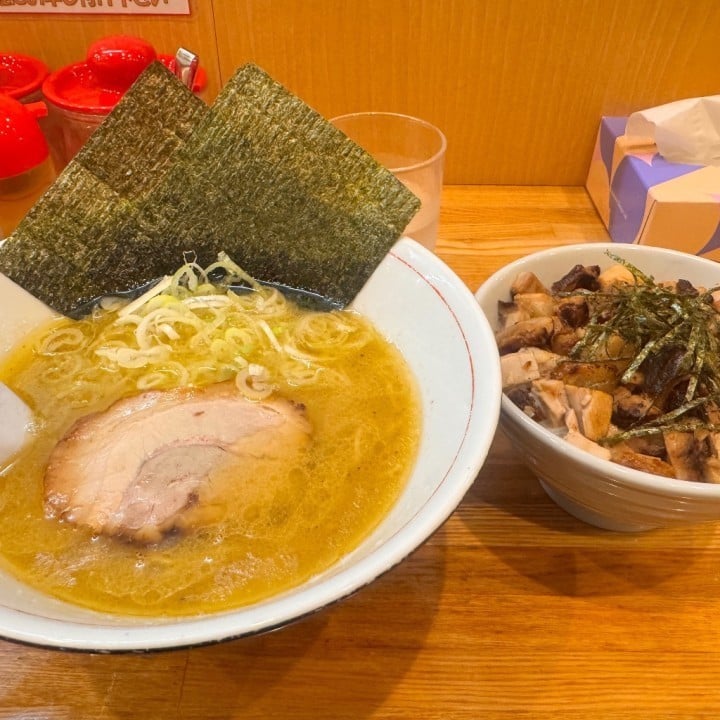 六花(りっか)