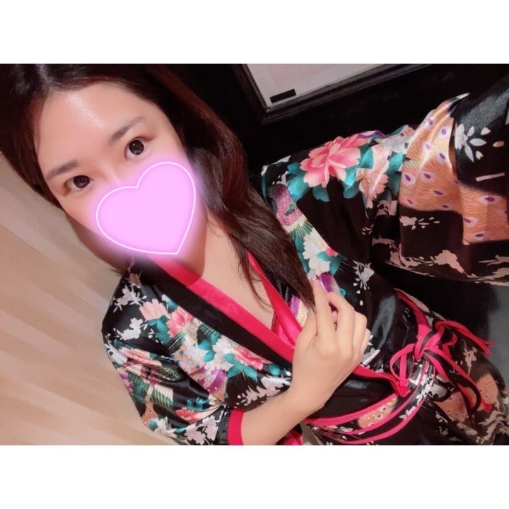 潤奈(ゆんな)